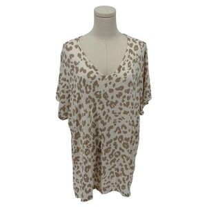 Old Navy White & Tan Animal Print Luxe V Neck Tee (Size 2X)